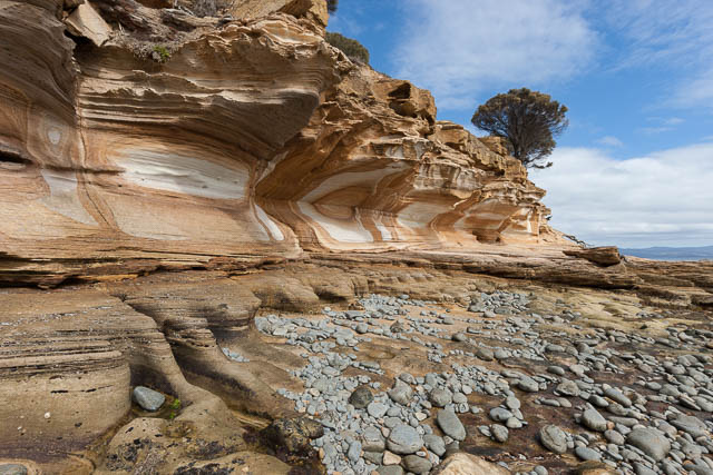 Painted cliffs on Maria Island, Tasmania - on tour with Shutterbug Walkabouts